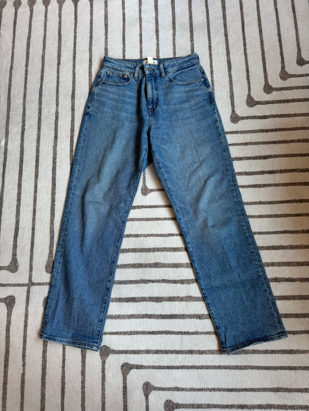 Madewell curvy 90s straight jean